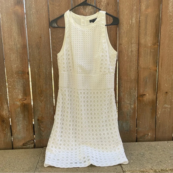 Banana Republic Women’s White Circle Pattern Sheath Pencil Dress Size 8 - Picture 1 of 17